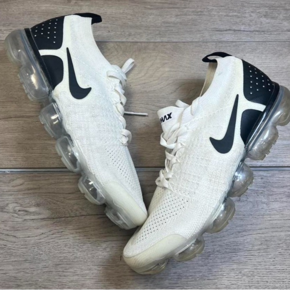 Nike White and Black VaporMax Size 11